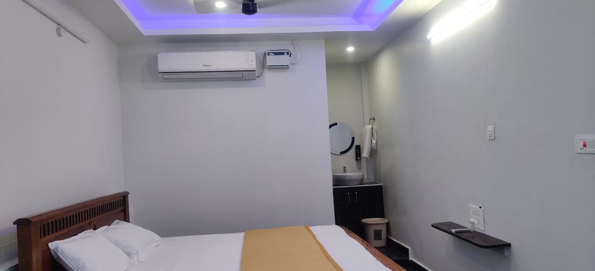 Aadhi Esha Residency Hotel Tiruvannāmalai Eksteriør billede